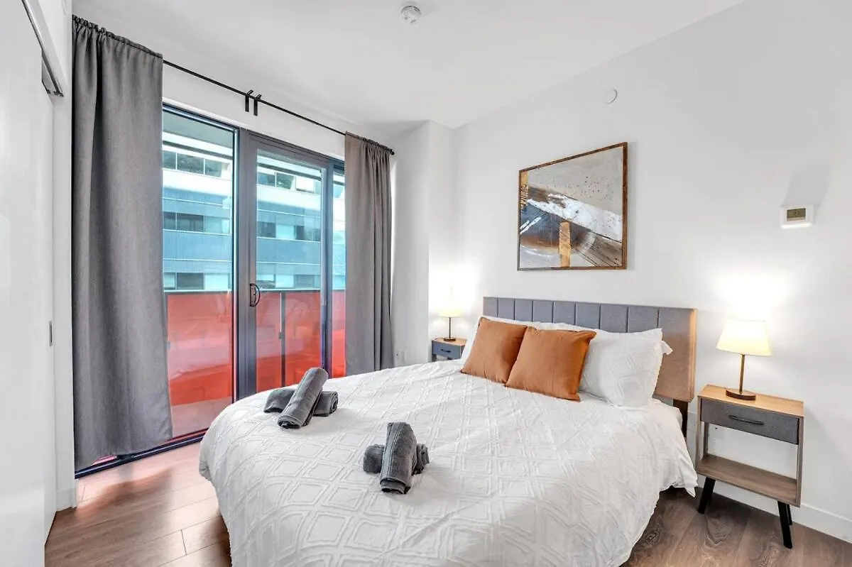 Cozy 2Bdrm Near Scotiabank Mtcc Hospitals Water Apartment Toronto