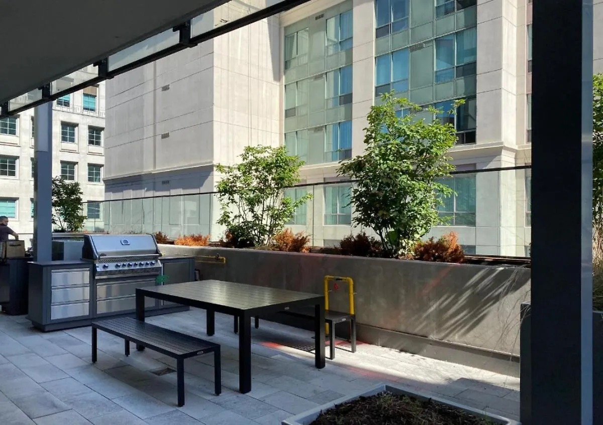 Cozy 2Bdrm Near Scotiabank Mtcc Hospitals Water Apartment Toronto