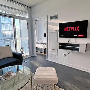 Apartment Stunning Luxurious Lakeview By Cn Tower, Toronto