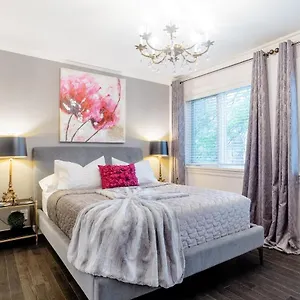 Affittacamere Downtown Luxury Victorian Retreat, Toronto